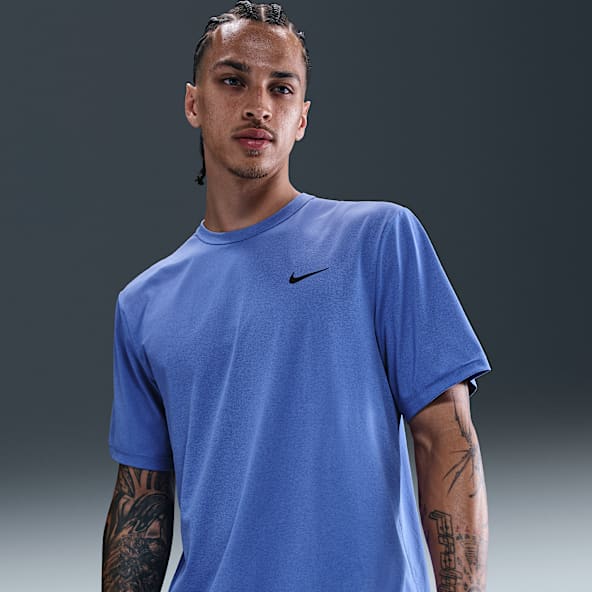 ★NIKE★HYVERSE DRI-FIT UV S/S フィットネストップ★追跡可 Nike Dri-FIT UV Hyverse Men's Short-Sleeve Fitness Top. Nike ID